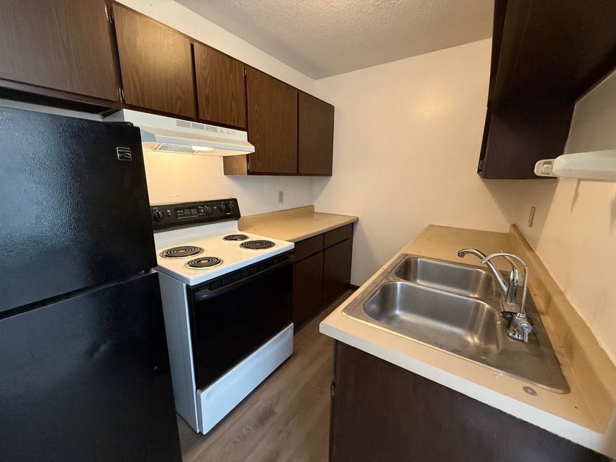 Apartment for rent at 445 California St, Hutchinson, MN 55350