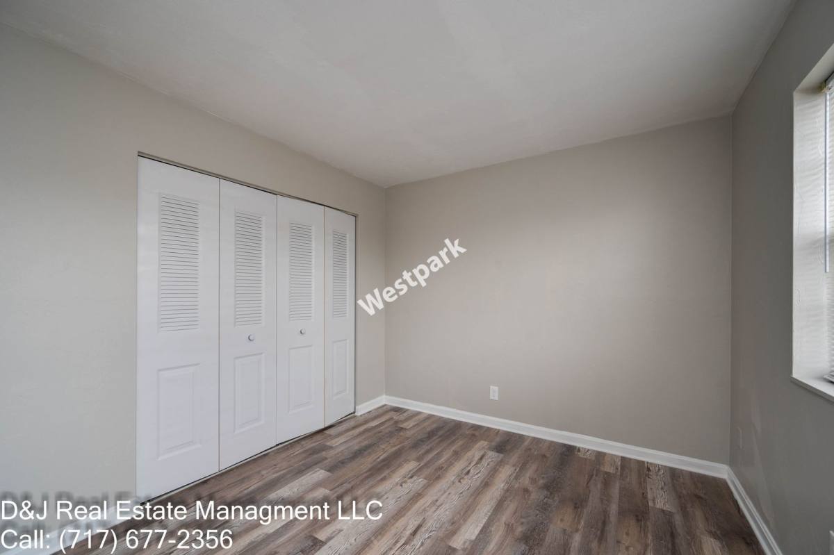 Apartment for rent at 65 N St, McSherrystown, PA 17344