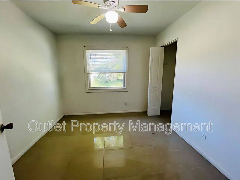Apartment for rent at 918 E 10th St #918A, Sanford, FL 32771