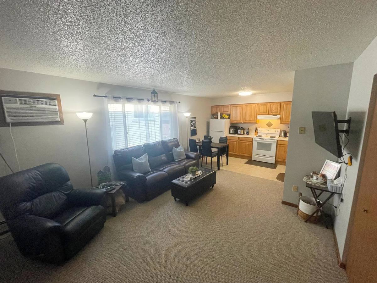 Apartment for rent at 1028 Newton Rd, Iowa City, IA 52246