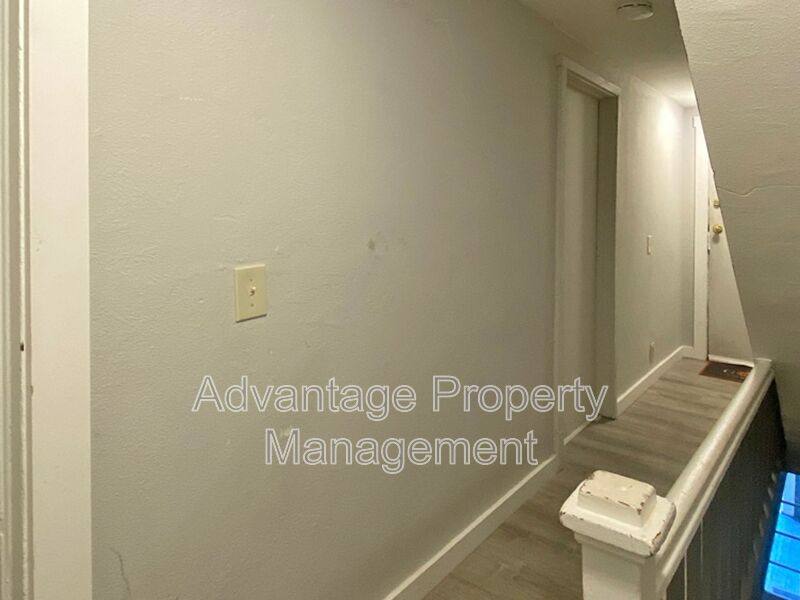 Apartment for rent at 240 NW 9th St #4, Corvallis, OR 97330