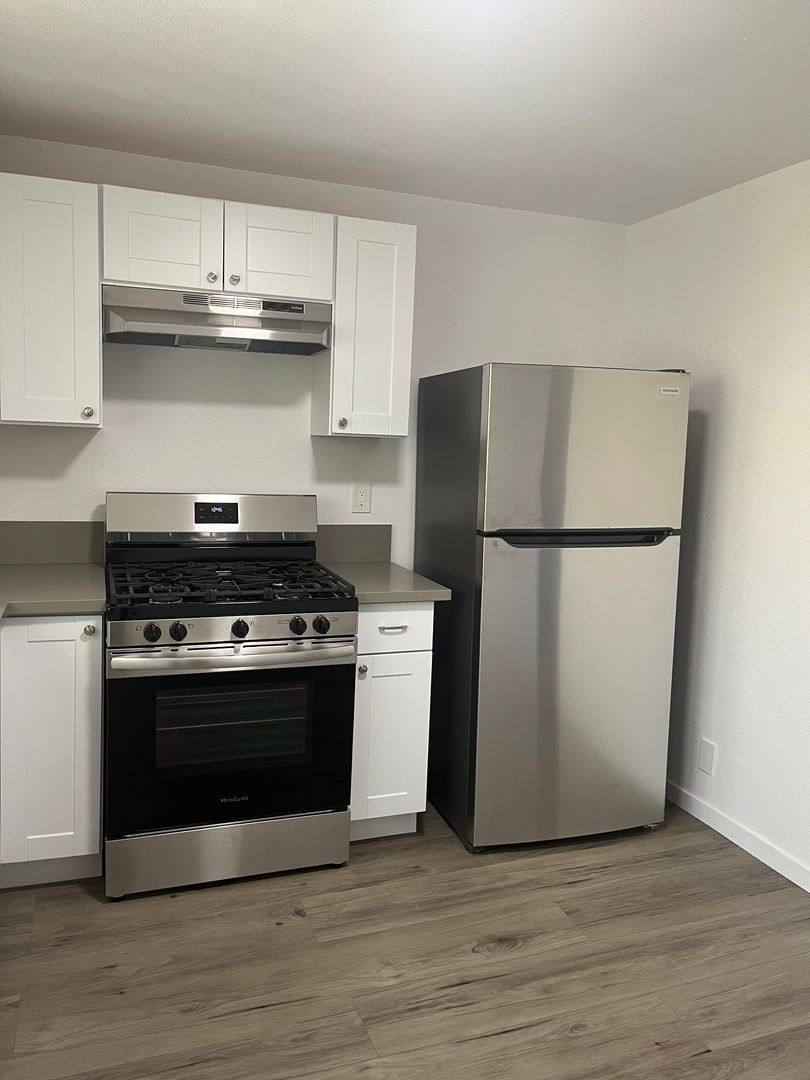 Apartment for rent at 1459-1461 E Vernon Ave, Los Angeles, CA 90011
