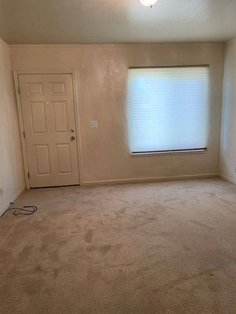 Apartment for rent at 2609 Sacramento St, Berkeley, CA 94703