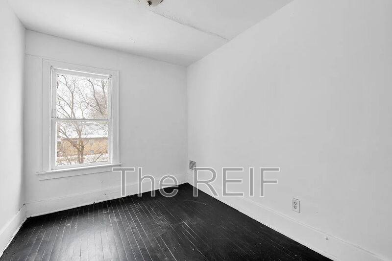 House for rent at 15906 Alden St, Detroit, MI 48238