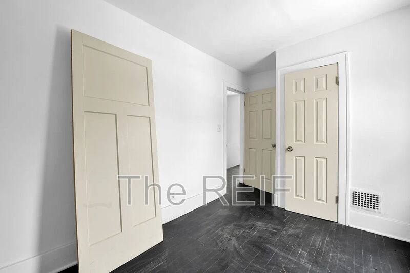 House for rent at 15906 Alden St, Detroit, MI 48238