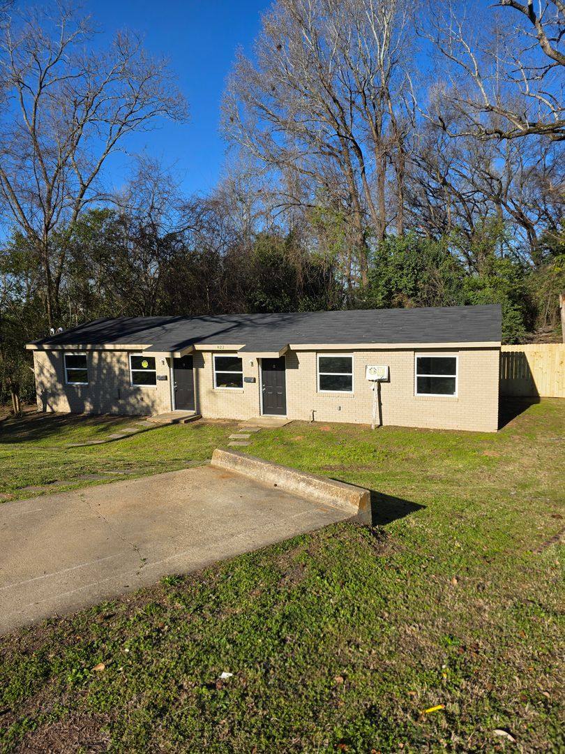 Apartment for rent at 822 Ragland Court, Columbus, GA 31906