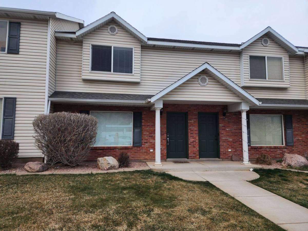 Townhouse for rent at 1148 Northfield Rd, Cedar City, UT 84720