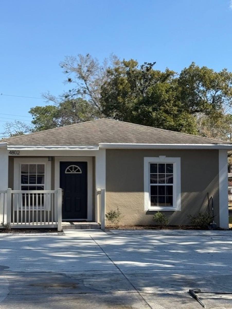 Townhouse for rent at 4802 19th St, Zephyrhills, FL 33542