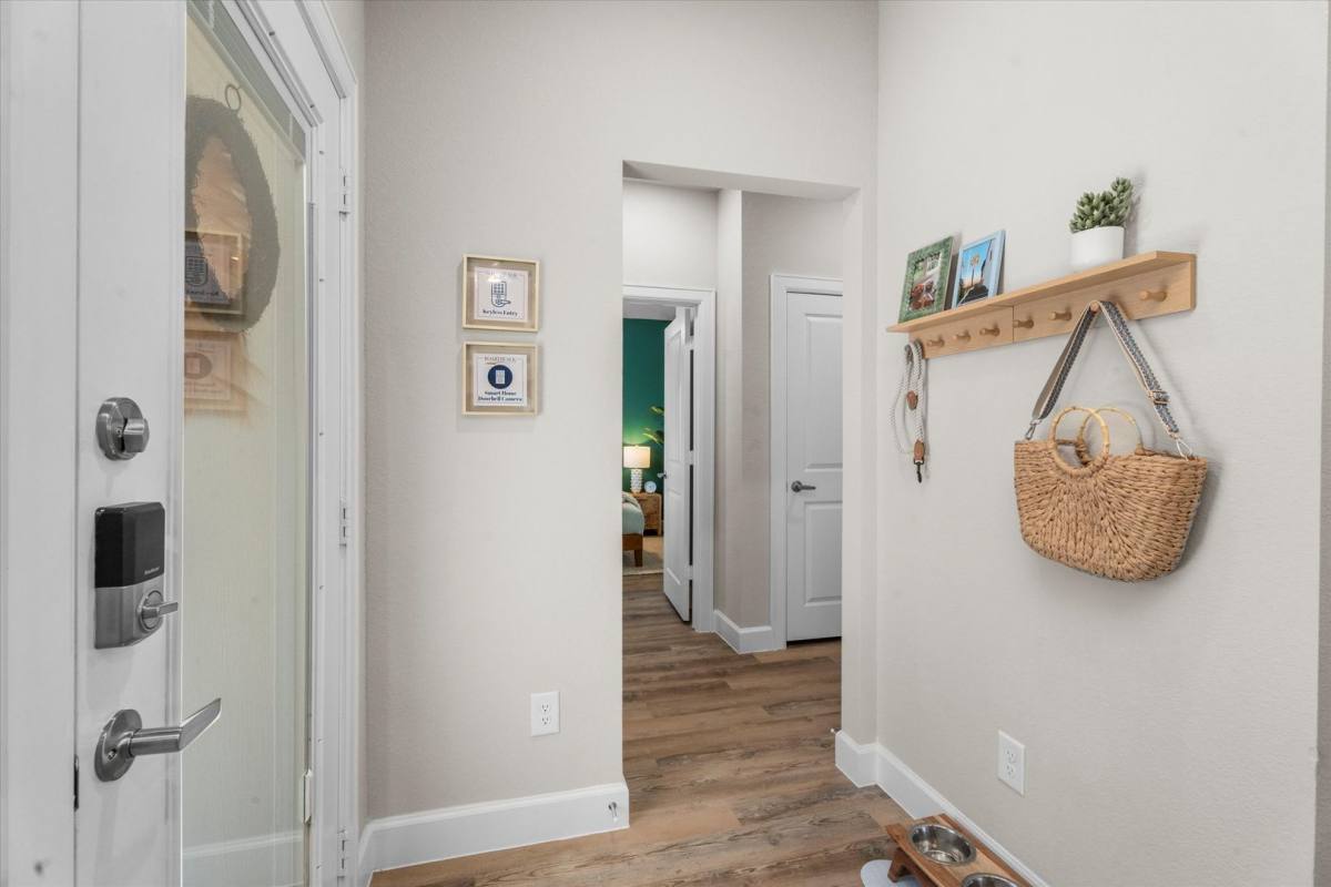 Apartment for rent at 2422 S Loop 336 W, Conroe, TX 77304