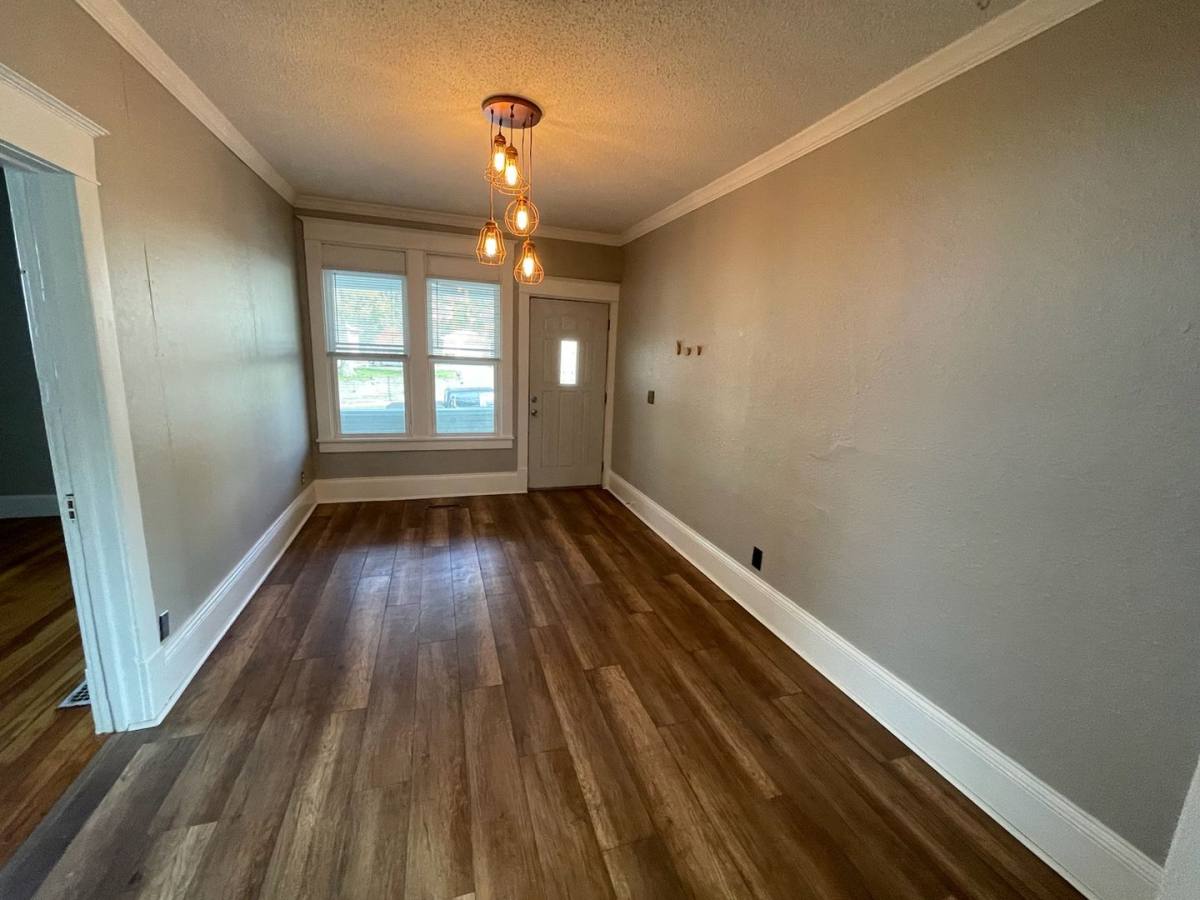 Apartment for rent at 1648 Bush Ave, Saint Paul, MN 55106