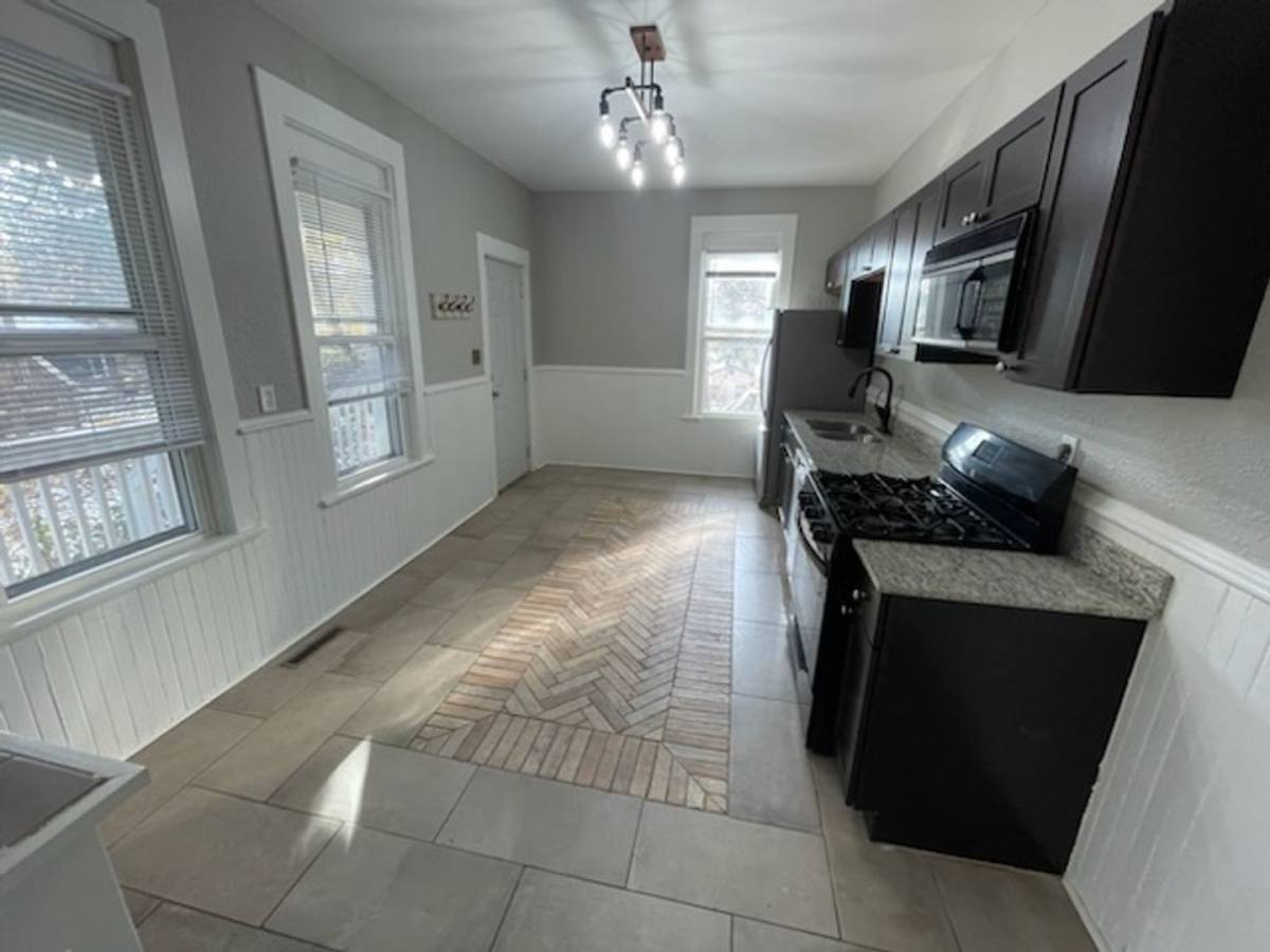 Apartment for rent at 1648 Bush Ave, Saint Paul, MN 55106