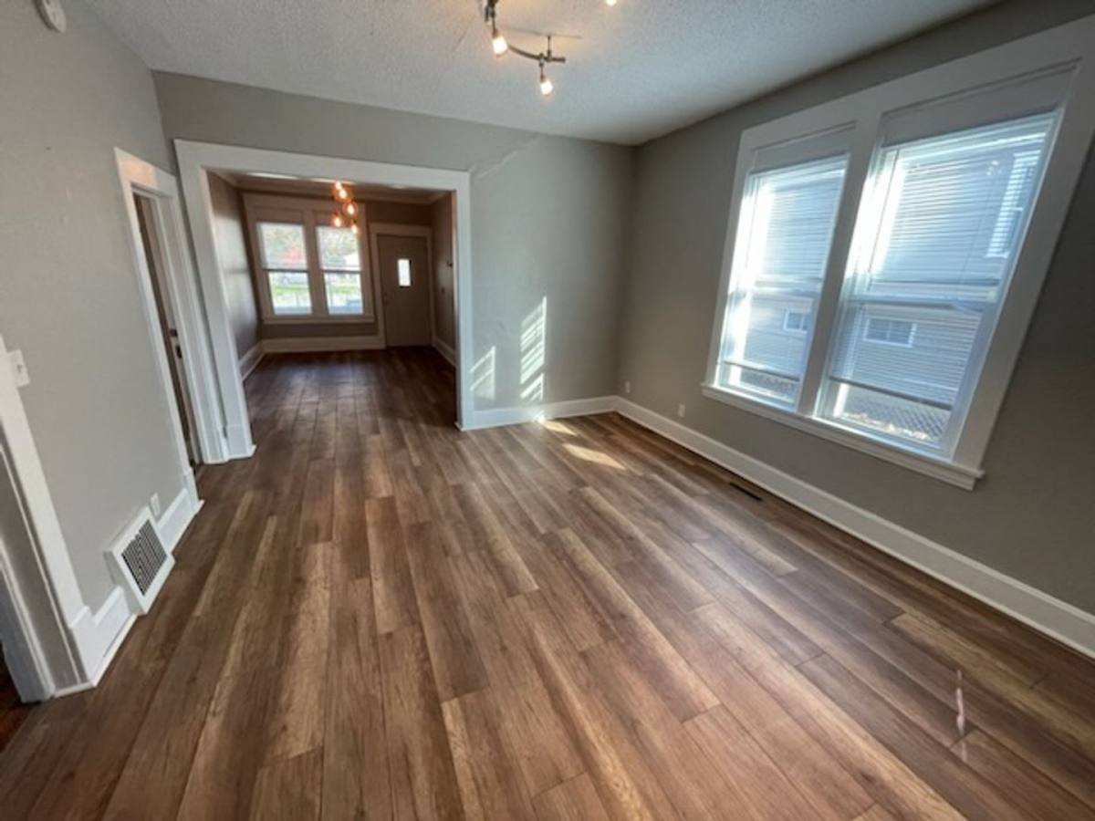 Apartment for rent at 1648 Bush Ave, Saint Paul, MN 55106