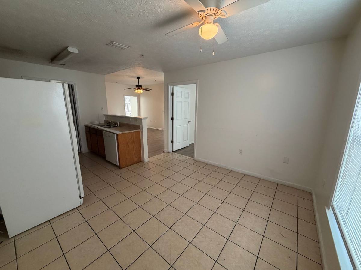 Apartment for rent at 9119 Laird St, Panama City, FL 32408