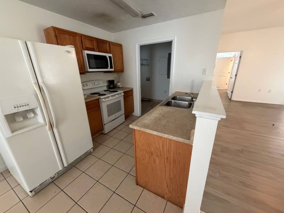 Apartment for rent at 9119 Laird St, Panama City, FL 32408