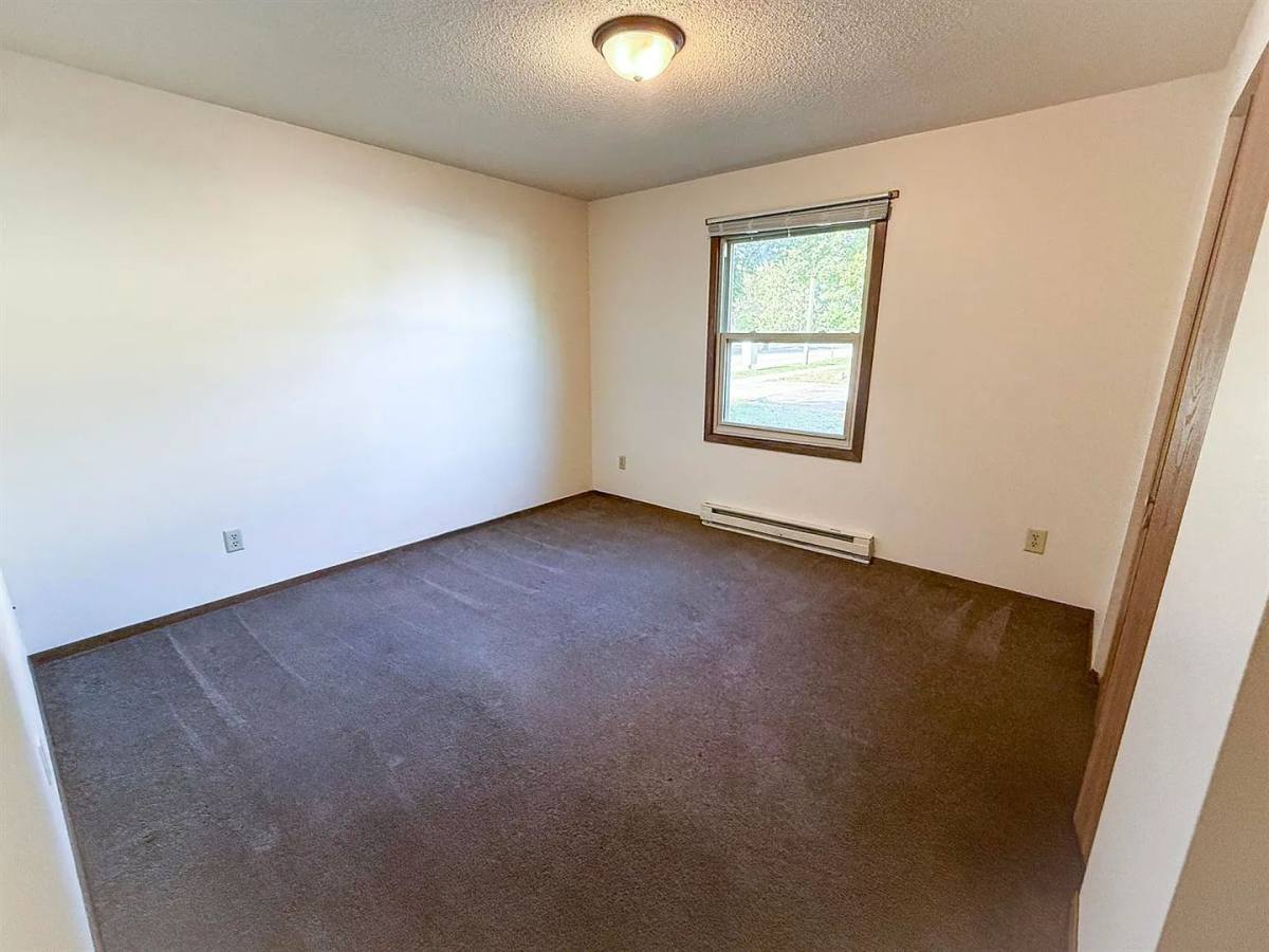 Apartment for rent at 4615 Fairfax St, Eau Claire, WI 54701