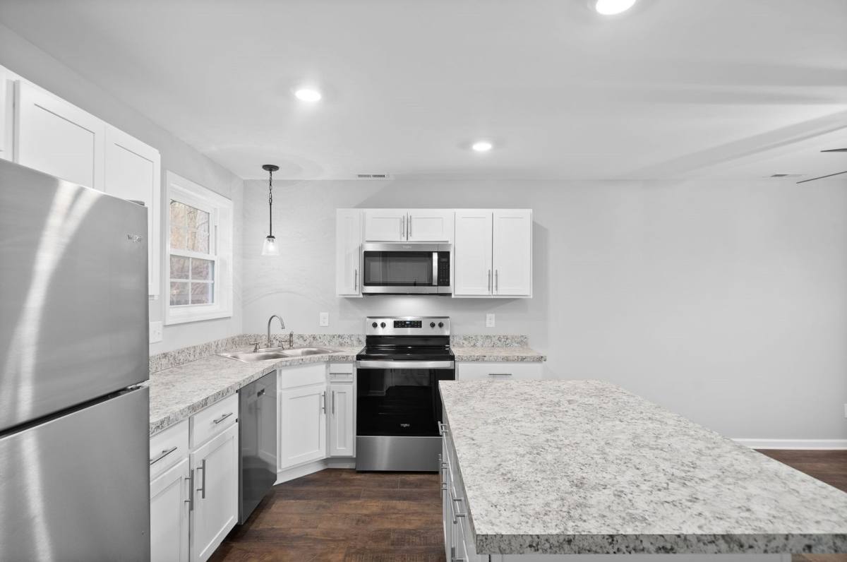 Apartment for rent at 381 Lillie Belle Lane, Clarksville, TN 37042