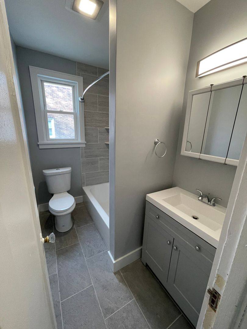 Apartment for rent at 271 S Allen St, Albany, NY 12208