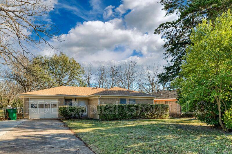 House for rent at 502 Brown St, Waxahachie, TX 75165