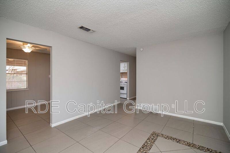 House for rent at 502 Brown St, Waxahachie, TX 75165