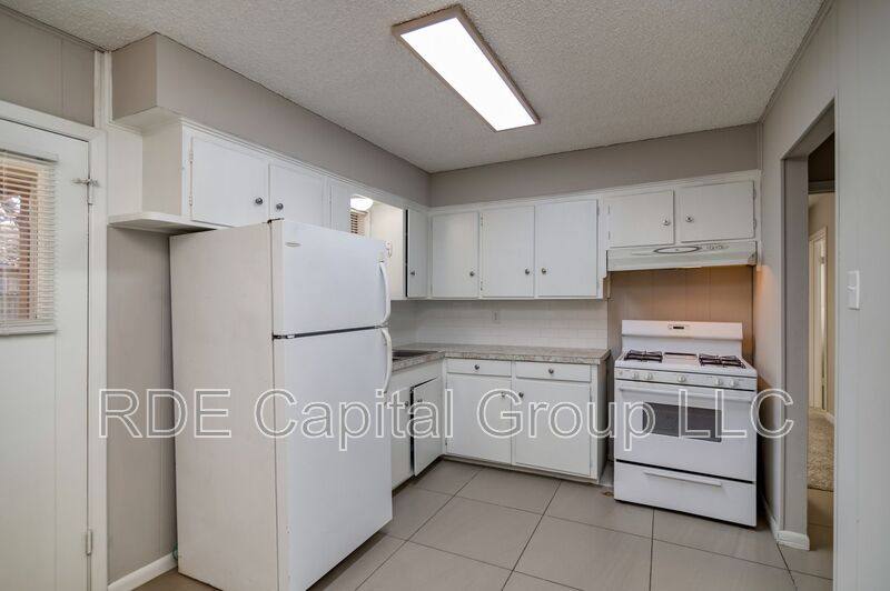 House for rent at 502 Brown St, Waxahachie, TX 75165