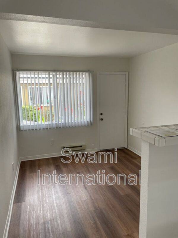 Apartment for rent at 4542 Imperial Highway C #C, Inglewood, CA 90304