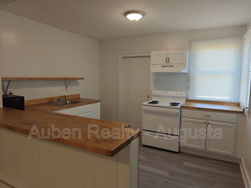 House for rent at 2125 Kennedy Dr, Augusta, GA 30904