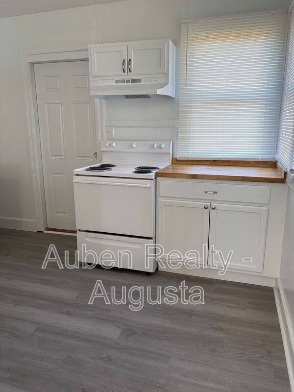 House for rent at 2125 Kennedy Dr, Augusta, GA 30904