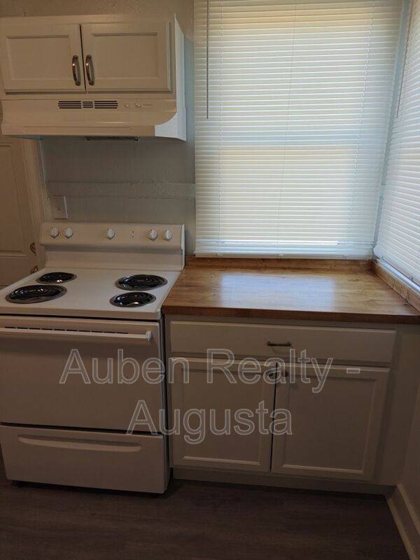 House for rent at 2125 Kennedy Dr, Augusta, GA 30904