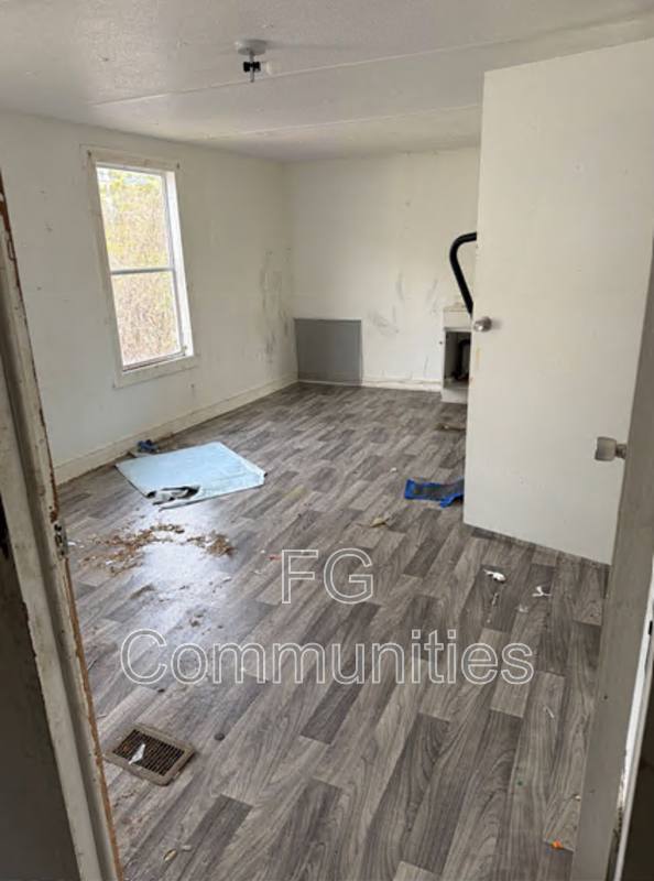 House for rent at 109 Tinsley Heights Dr, Spartanburg, SC 29303