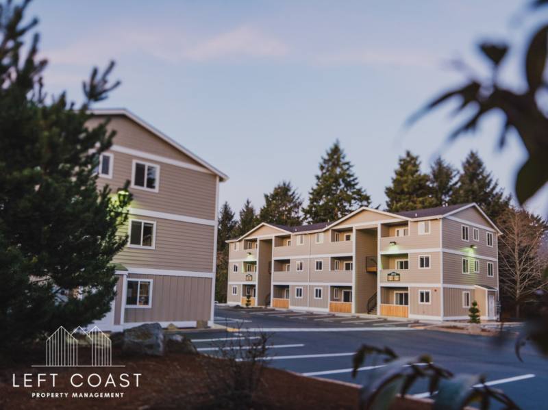 Apartment for rent at 3031 NE W Devils Lake Rd, Lincoln City, OR 97367