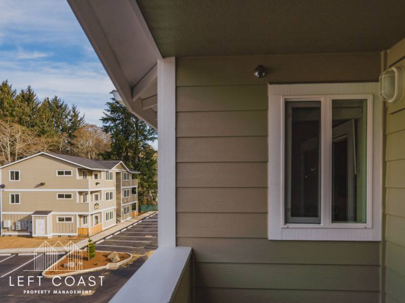 Apartment for rent at 3031 NE W Devils Lake Rd, Lincoln City, OR 97367