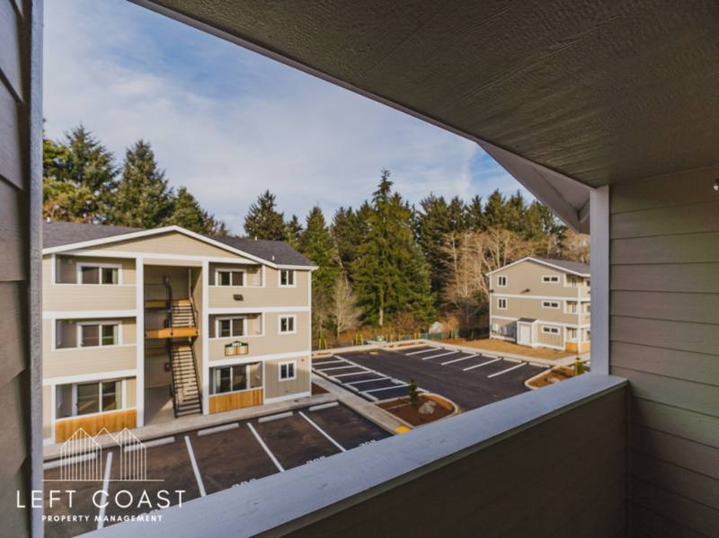 Apartment for rent at 3031 NE W Devils Lake Rd, Lincoln City, OR 97367