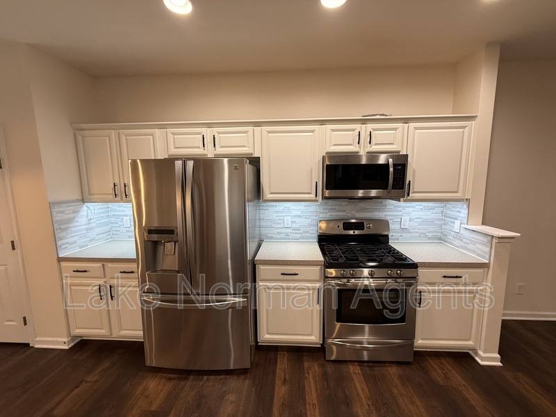 House for rent at 15622 Troubadour Lane, Huntersville, NC 28078