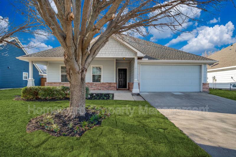 House for rent at 9817 Tanglebrush Dr, McKinney, TX 75072