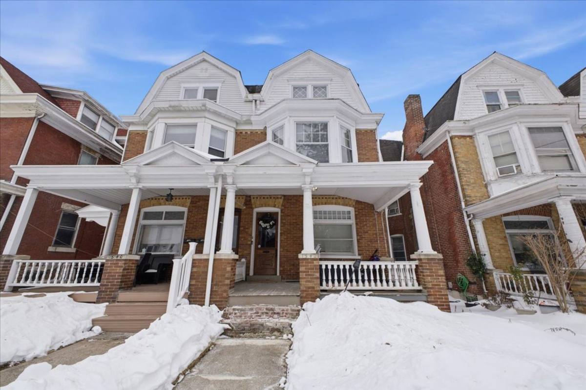 Apartment for rent at 1542 W Walnut St, Allentown, PA 18102