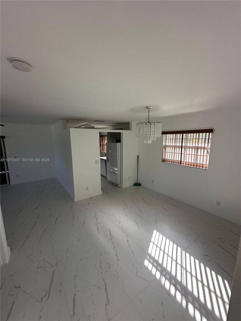 Apartment for rent at 1445 Grant St, Hollywood, FL 33020