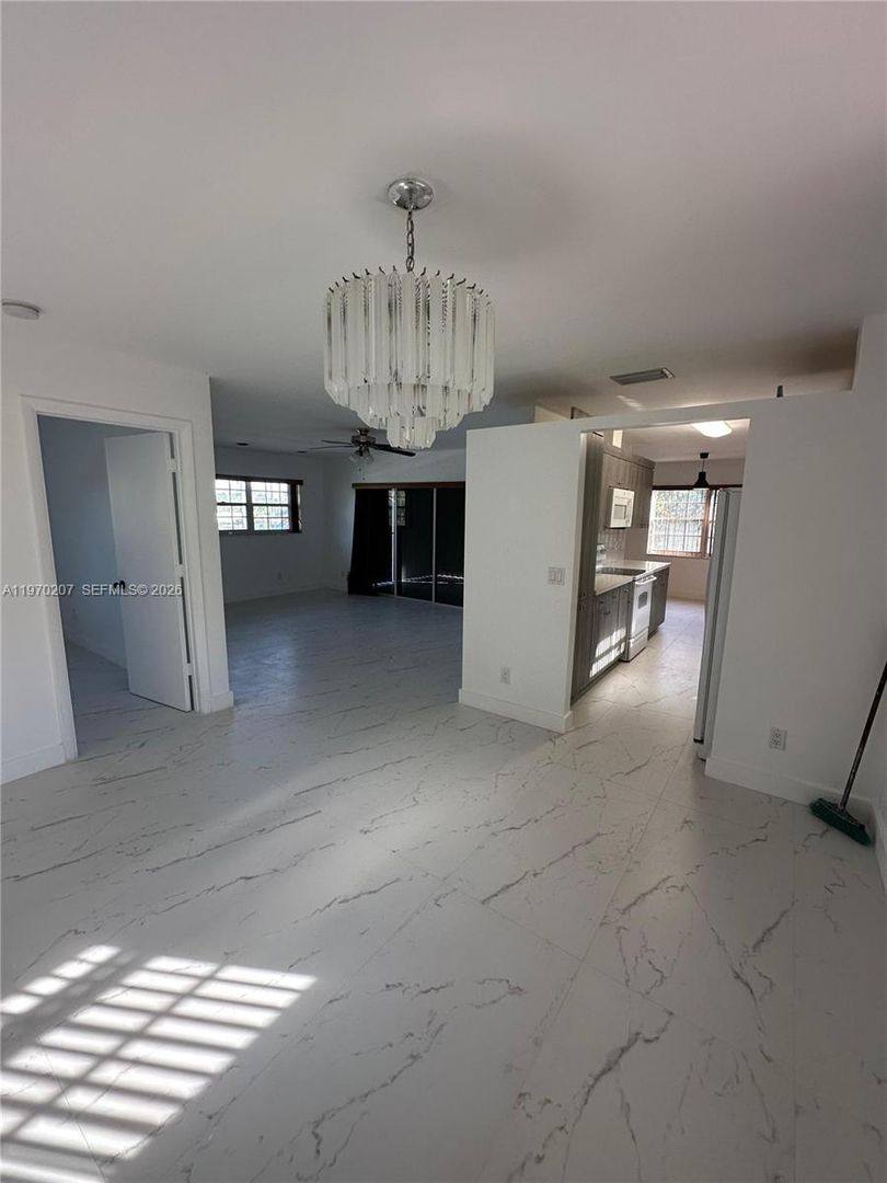 Apartment for rent at 1445 Grant St, Hollywood, FL 33020