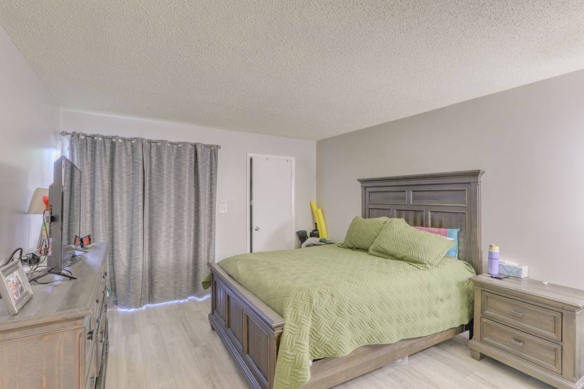 Condo for rent at 1082 E Michigan St, Orlando, FL 32806