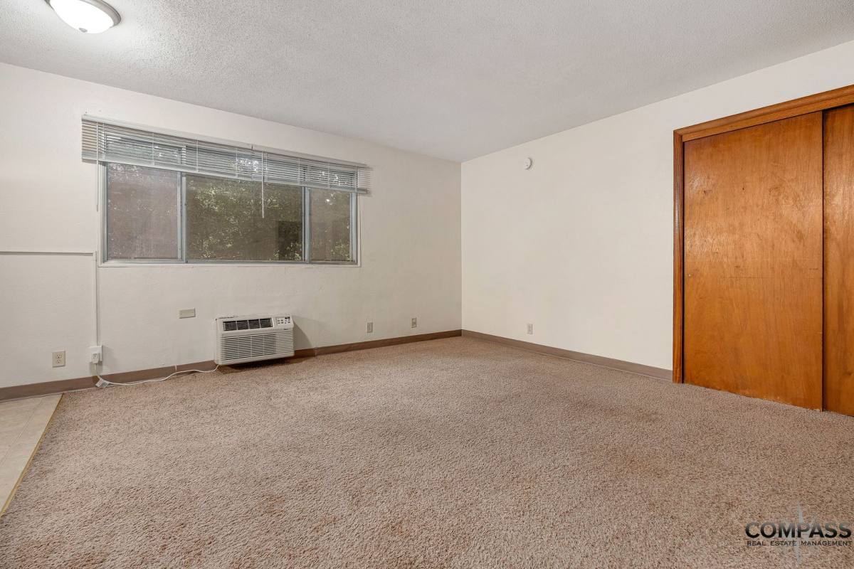 Apartment for rent at 1215 S Dewey St, Eau Claire, WI 54701