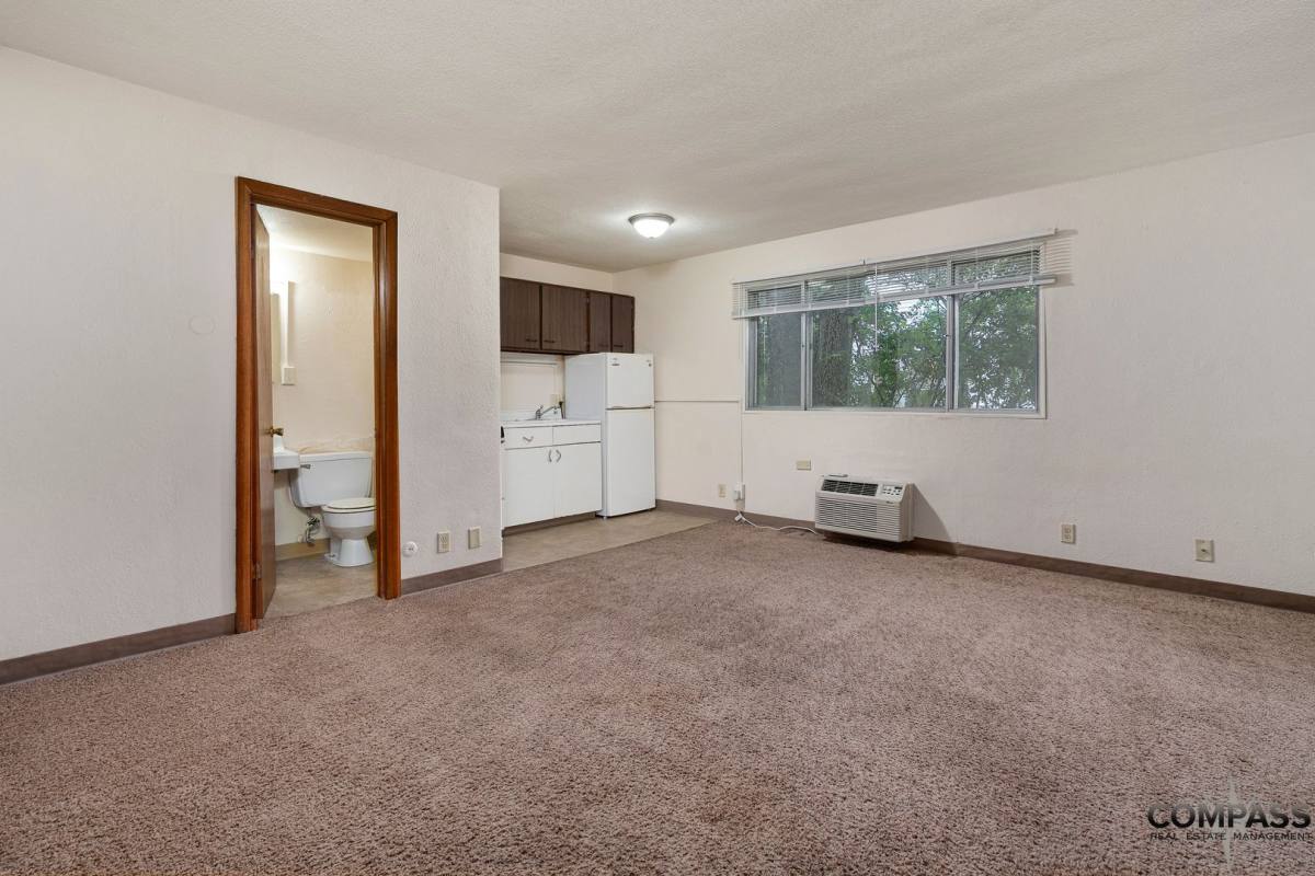 Apartment for rent at 1215 S Dewey St, Eau Claire, WI 54701