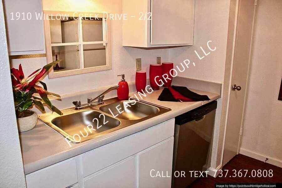 Apartment for rent at 1910 Willow Creek Dr #2 2, Austin, TX 78741