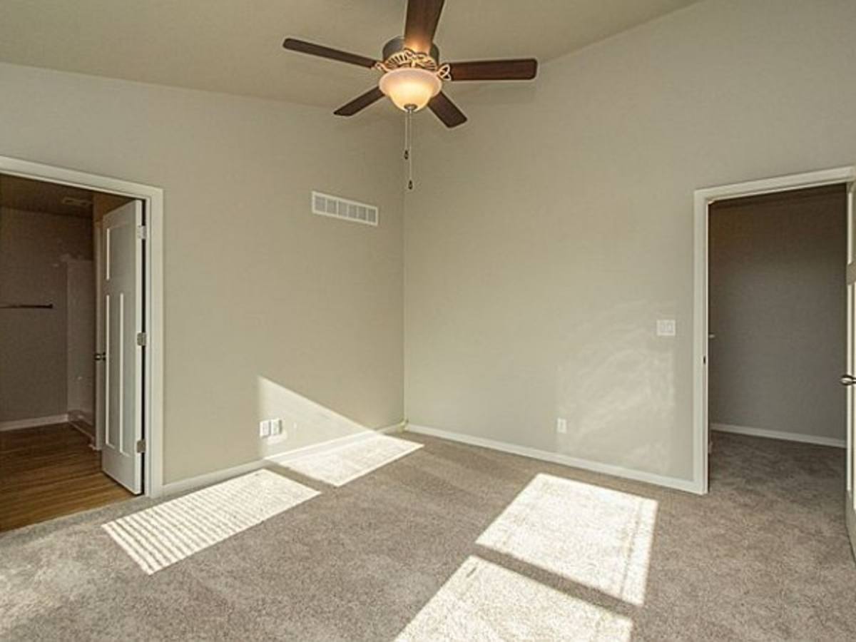 Townhouse for rent at 1598 SW Twin Gates Dr, Ankeny, IA 50023