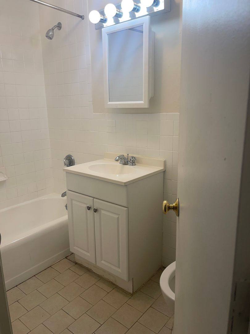Apartment for rent at 37 Gardner St #3, Allston, MA 02134