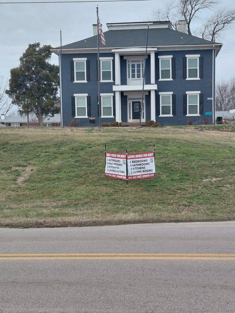 Apartment for rent at 4199 Old State Route 261, Newburgh, IN 47630