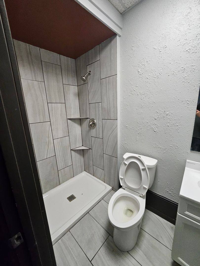Apartment for rent at 4199 Old State Route 261, Newburgh, IN 47630
