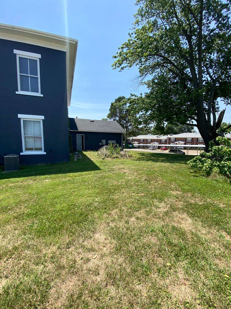 Apartment for rent at 4199 Old State Route 261, Newburgh, IN 47630