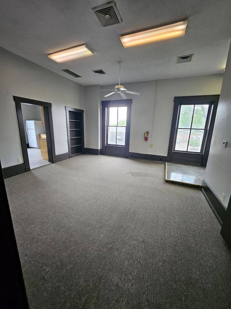 Apartment for rent at 4199 Old State Route 261, Newburgh, IN 47630