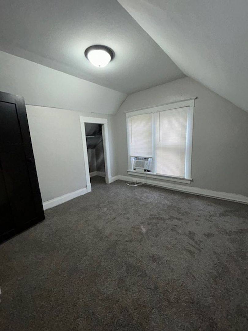 House for rent at 1308 E 4th St, Sioux Falls, SD 57103