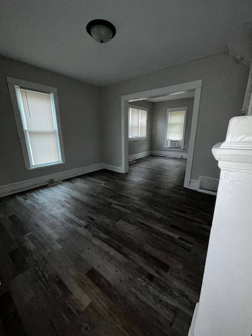 House for rent at 1308 E 4th St, Sioux Falls, SD 57103