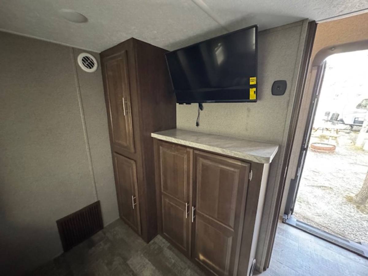 Apartment for rent at 23285 Point Lookout Rd, Leonardtown, MD 20650